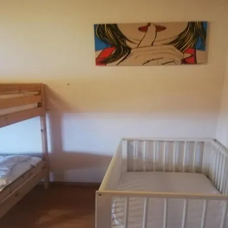 Stunning In Heart Of Valley Apartamento